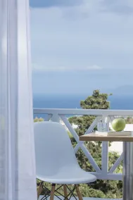 Loizos Stylish Residences - Vue de la chambre