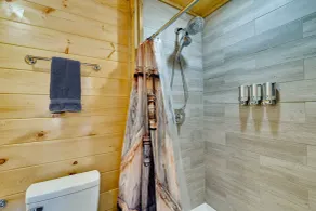 Riverside Beattyville Cabin w/ Kayaks & Fire Pit! - Interni