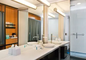 Aloft by Marriott Bolingbrook - Bathroom