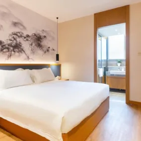 Urba Hotel · Shahe North Station Liuzhou - Quarto