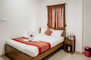 RD Hotel-Near Anna Statue - Room