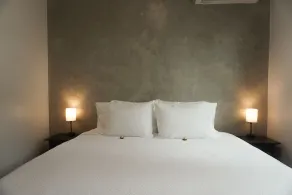 The Looking Glass Hotel - Zimmer