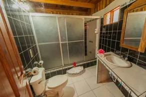 Hotel El Atardecer - Bathroom