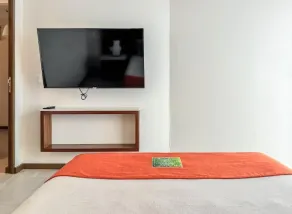 Grand Fifty Suites - Chambre