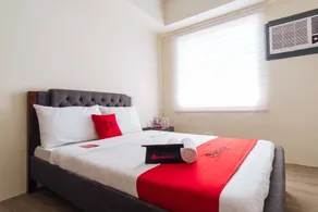 R'Holistay Vista Heights Legarda near CEU San Beda - Room