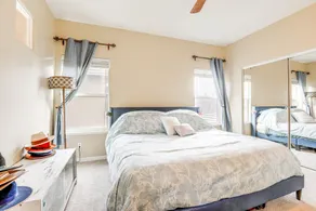 Modern California Escape Near Kayaking & Downtown! - Rom