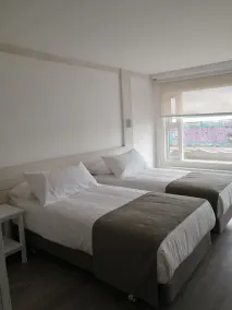 Hotel Costanera - Room