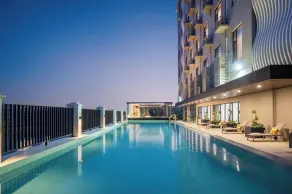 上海浦东温德姆花园酒店 Wyndham Garden Shanghai Pudong - Piscina