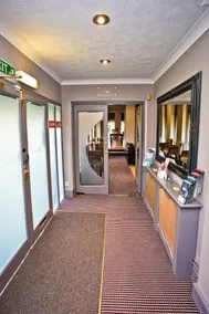 Wards Hotel - Reception
