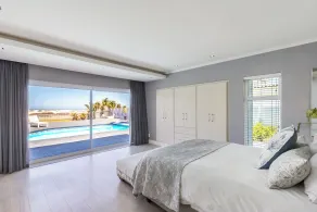 Beachfront, Private Pool, Pizza Oven, Pool Table, Fast Internet, Family Friendly - Værelse