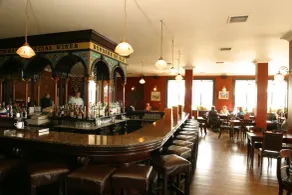 Riverbank House Hotel - Restaurant