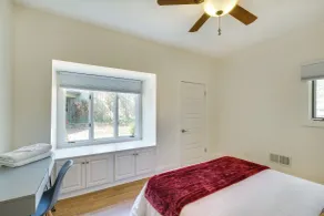 Spacious Prospect Cottage w/ Deck & Scenic Views - Interiør