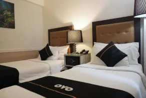 Hotel O Townhouse Oak Grand Orienchi - Værelse