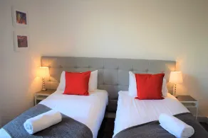 Kelpies Serviced Apartments - Værelse