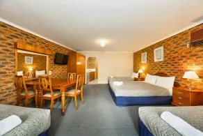 Hume Country Motor Inn Albury - Room