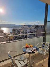 Hotel Nefeli - Vue de la chambre