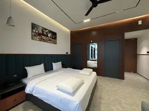 Hotel City Square - Property map