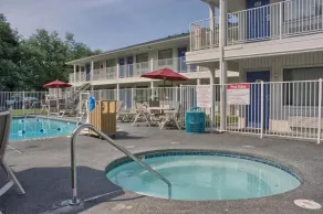 Motel 6-Seattle, WA - South - Pool