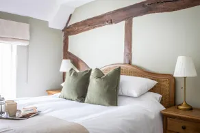 The White Horse - Room