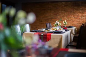 Night Bazaar Inn - Restaurant