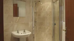 Pantile Lodge - Badeværelse