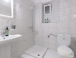 Apollo Hotel - Bathroom