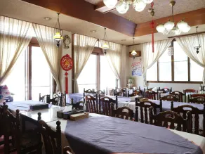 Petit Hotel P-Bow - Restaurante