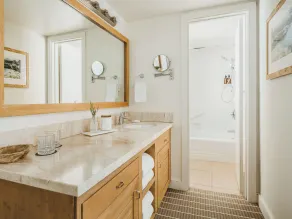 Hotel Carmel - Bathroom