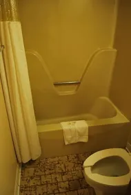 Bama Inn - Bad