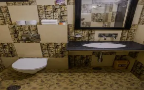 Nahar Singh Haveli - Bathroom