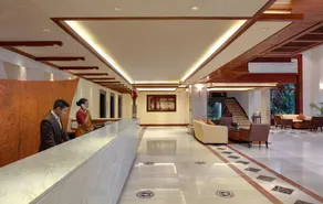 Earl's Regency Hotel - Réception