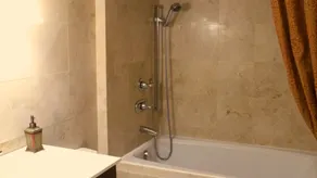 Harvey House Bed & Breakfast - Bathroom