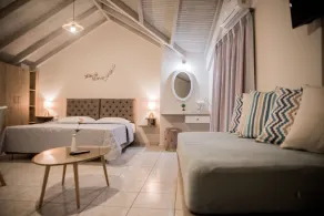 Koukos Loft Apartments - Chambre