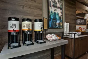 Hampton Inn & Suites Newark Airport Elizabeth - Restaurant