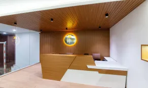 Treebo Premium New Light Suites - Resepsjon