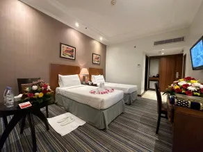 Ramada Dar Al Fayzeen Hotel Makkah - Chambre