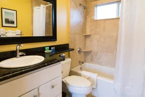 Monterey Peninsula Inn - Salle de bain