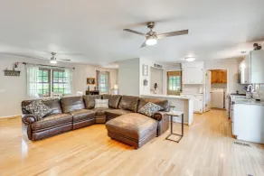 West Union Home w/ Saltwater Pool on 2 Acres! - Interiør