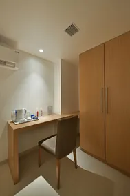 Hotel Leafio-Near Airport - Room