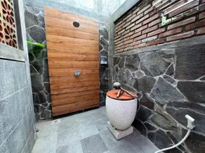 Nglaras Resort Yogyakarta - Bathroom