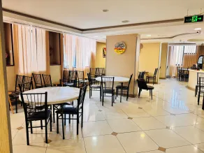 Rowaa Al Makarem Hotel - Restaurant