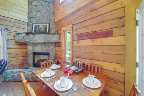 8 Mi to Appalachian Ski! Mtn-View Gem on 22 Acres - Innenbereich