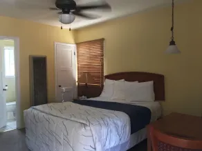 Los Padres Inn - Chambre
