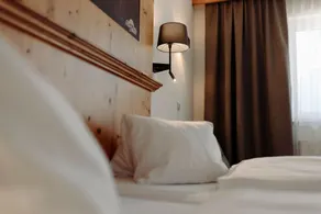 Hotel loj - our kind of place - Room
