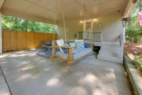 Walk to Lake Sinclair: Home w/ Covered Patio! - Interiør