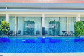 V Canggu Dormitory - Pool
