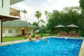 Cyrus Lake Haven - Pool