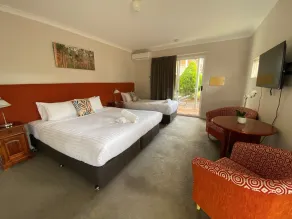 Higgins Lane Motel - Room