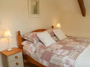 Owl's Nest - Room
