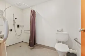 Alpine Garden Motel - Bathroom